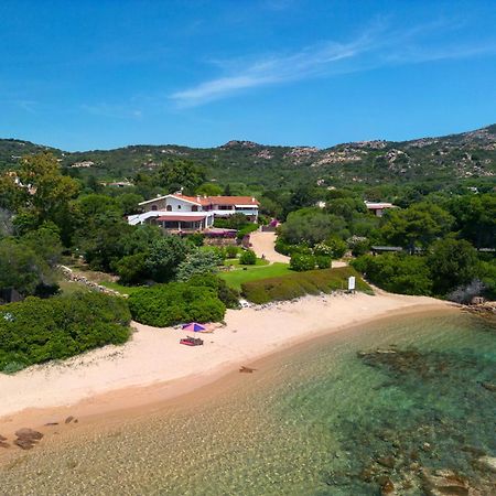 Baia Dorata Beach Apartment Porto Istana Екстериор снимка